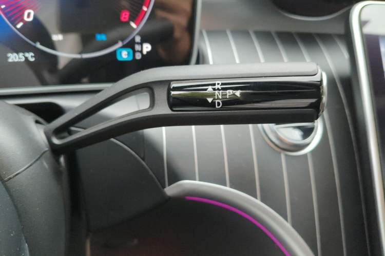 Used Mercedes-Benz C-Class 2024 C 260 L Sport Edition Gear Lever