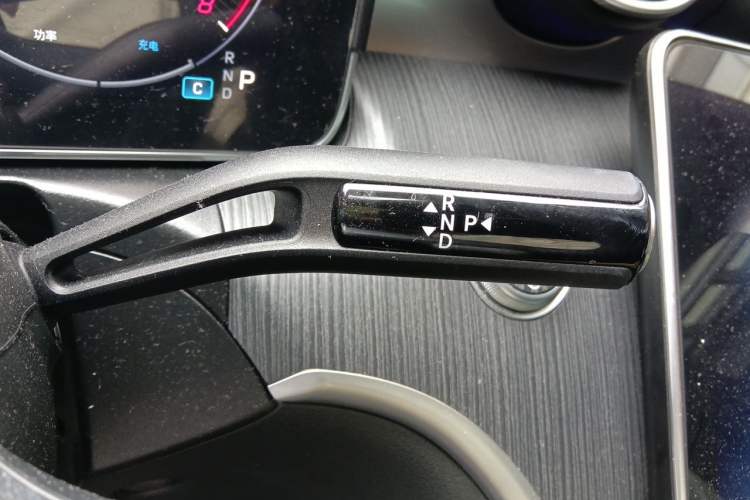 Used Mercedes-Benz C-Class 2024 C 200 L Sport Edition Gear Lever