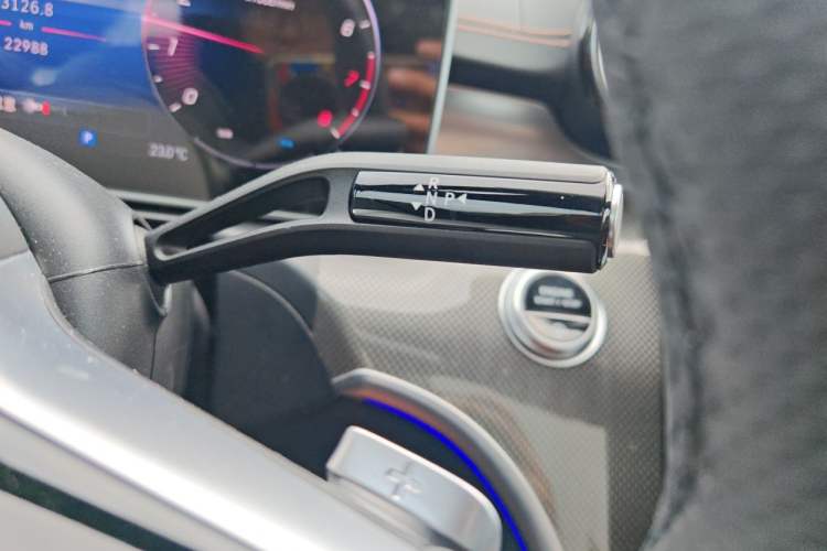 Used Mercedes-Benz C-Class 2024 Restyled C 260 L Sport Edition Gear Lever