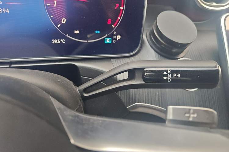 Used Mercedes-Benz C-Class 2024 C 260 L Brilliant Night Sports Edition Gear Lever