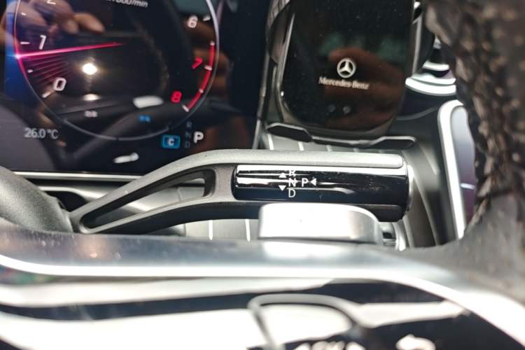 Used Mercedes-Benz C-Class 2024 Second Facelift C 260 L Sport Edition Gear Lever