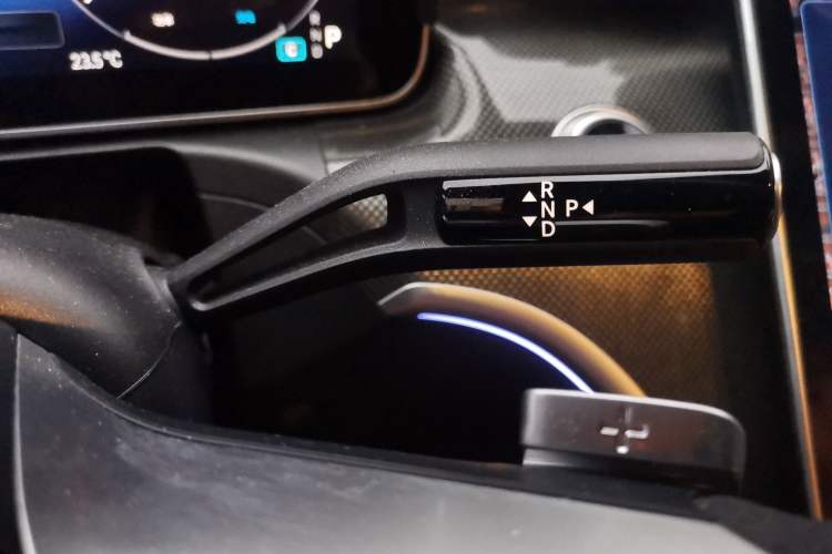 Used Mercedes-Benz C-Class  Gear Lever