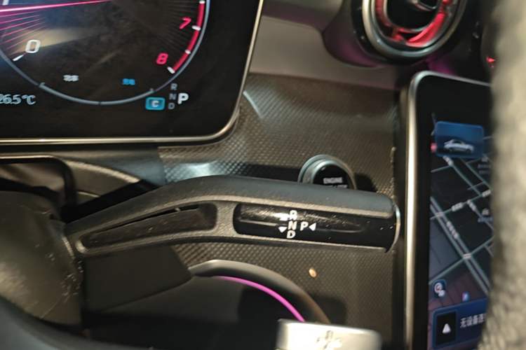 Used Mercedes-Benz C-Class 2024 Restyled C 260 L Sport Edition Gear Lever