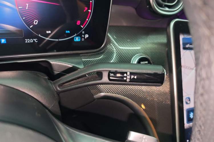 Used Mercedes-Benz C-Class 2024 Restyled C 260 L Sport Edition Gear Lever