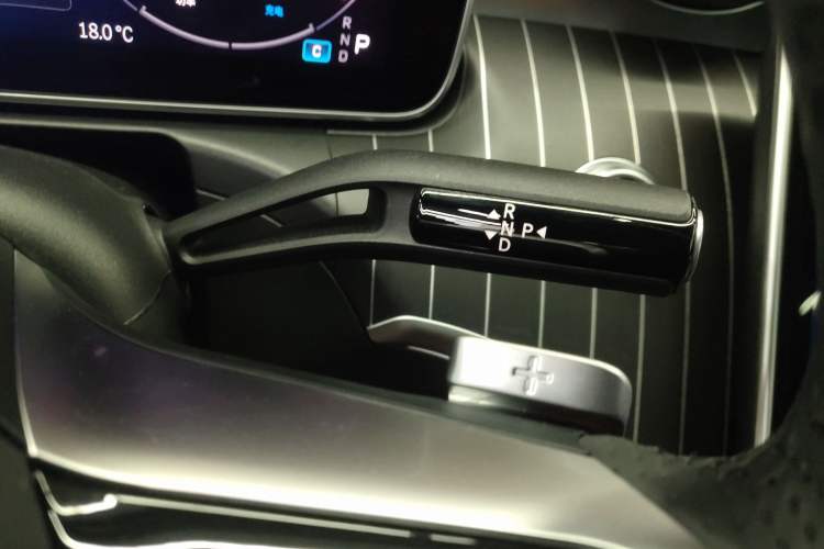 Used Mercedes-Benz C-Class 2024 Restyled C-Class 260 L Sport Edition Gear Lever