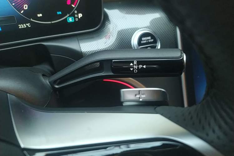 Used Mercedes-Benz C-Class 2024 Restyled C 260 L Sport Edition Gear Lever