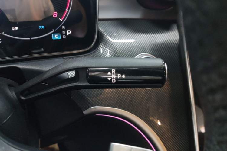 Used Mercedes-Benz C-Class 2024 Restyled C 260 L Sport Edition Gear Lever