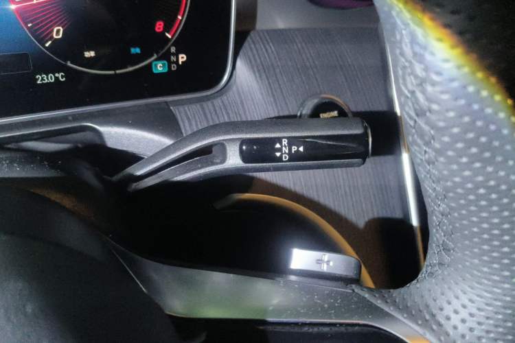 Used Mercedes-Benz C-Class 2024 C 200 L Sport Edition Gear Lever