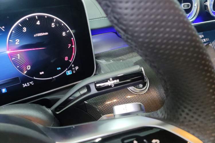 Used Mercedes-Benz C-Class 2024 Second Facelift C 260 L Sport Edition Gear Lever