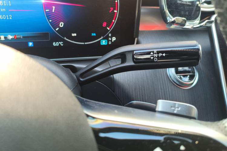 Used Mercedes-Benz C-Class 2024 C 200 L Sport Edition Gear Lever