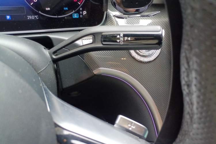 Used Mercedes-Benz C-Class 2024 Facelift C 260 L Night Edition Sport Version Gear Lever