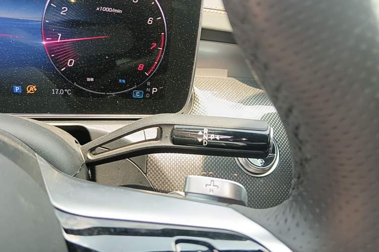 Used Mercedes-Benz C-Class 2024 Restyled C 260 L Sport Edition Gear Lever