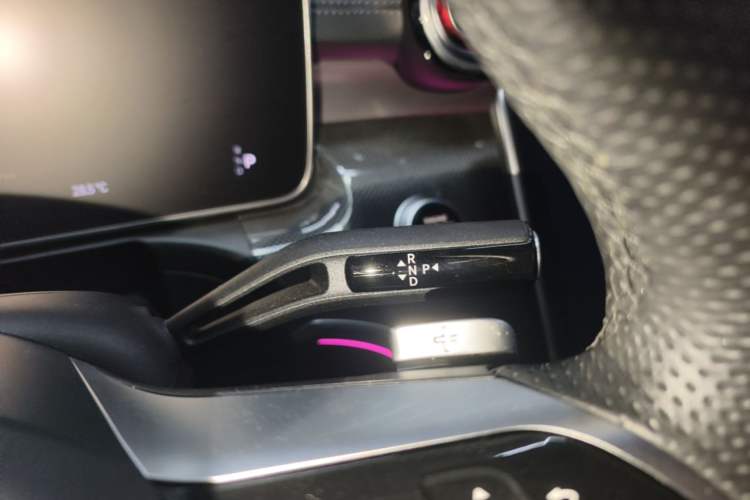 Used Mercedes-Benz C-Class 2024 Restyled C-Class 260 L Sport Edition Gear Lever