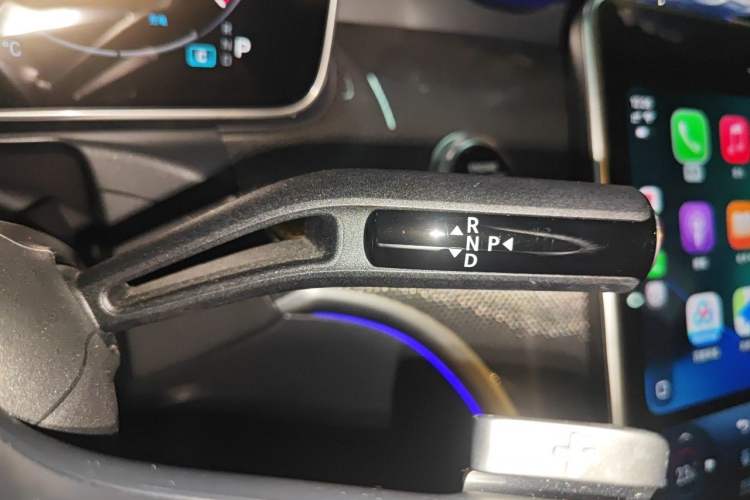 Used Mercedes-Benz C-Class 2024 Restyled C 260 L Sport Edition Gear Lever