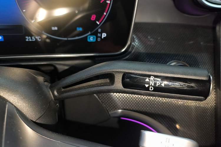 Used Mercedes-Benz C-Class 2024 C 260 L Sport Edition Gear Lever