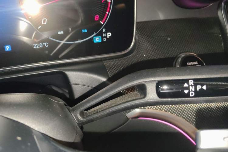 Used Mercedes-Benz C-Class 2024 Restyled C 260 L Sport Edition Gear Lever