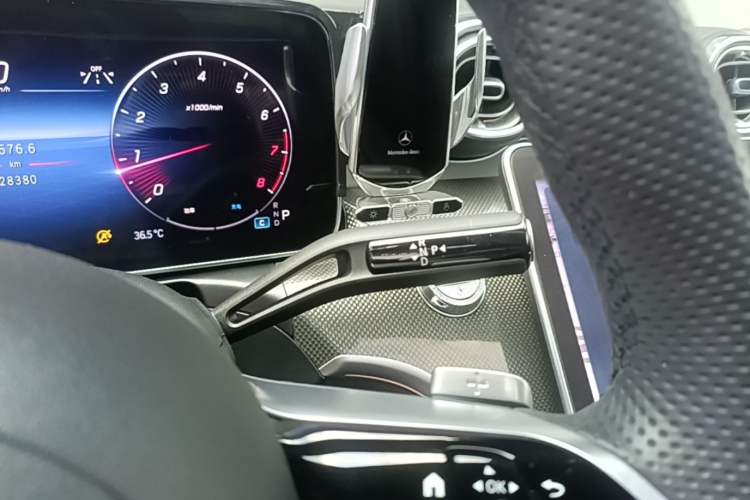 Used Mercedes-Benz C-Class 2024 Restyled C 260 L Sport Edition Gear Lever
