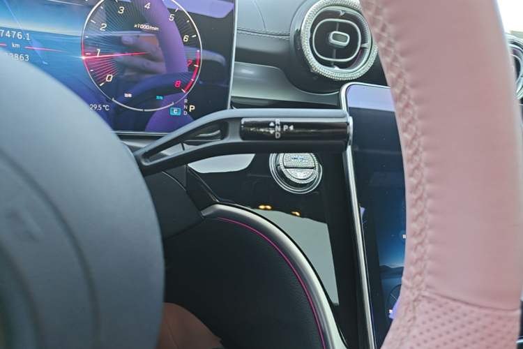Used Mercedes-Benz C-Class 2024 Restyled C 260 L Sport Edition Gear Lever