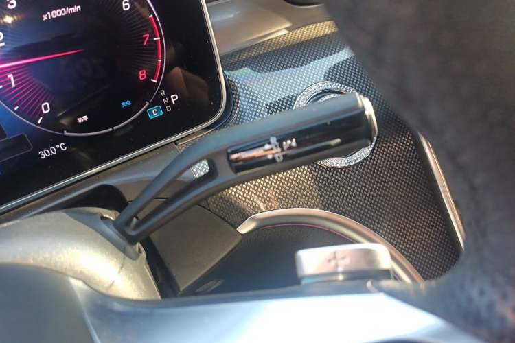 Used Mercedes-Benz C-Class 2024 C 260 L Sport Edition Gear Lever
