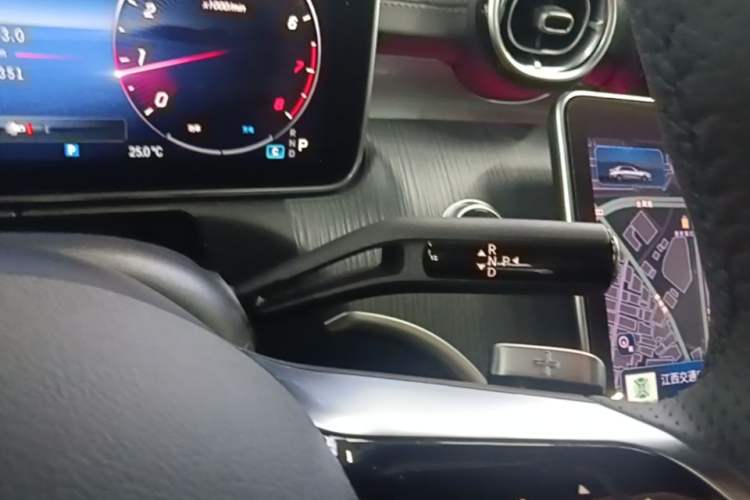 Used Mercedes-Benz C-Class 2024 C 260 L Sport Edition Gear Lever