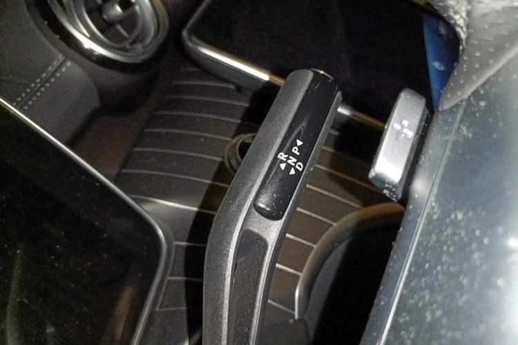 Used Mercedes-Benz C-Class 2024 Restyled C-Class 260 L Sport Edition Gear Lever