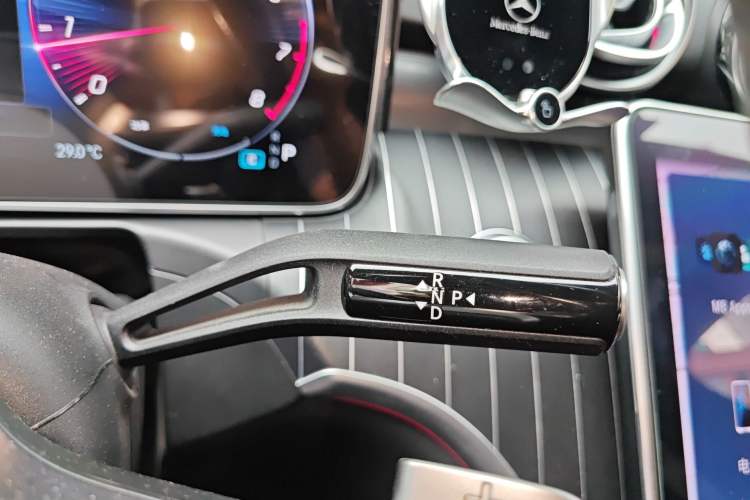 Used Mercedes-Benz C-Class 2024 C 260 L Sport Edition Gear Lever