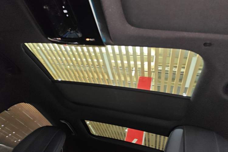 Used Mercedes-Benz C-Class 2024 Second Facelift C 260 L Sport Edition Headliner
