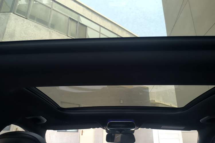 Used Mercedes-Benz C-Class 2024 Second Facelift C 260 L Sport Edition Headliner