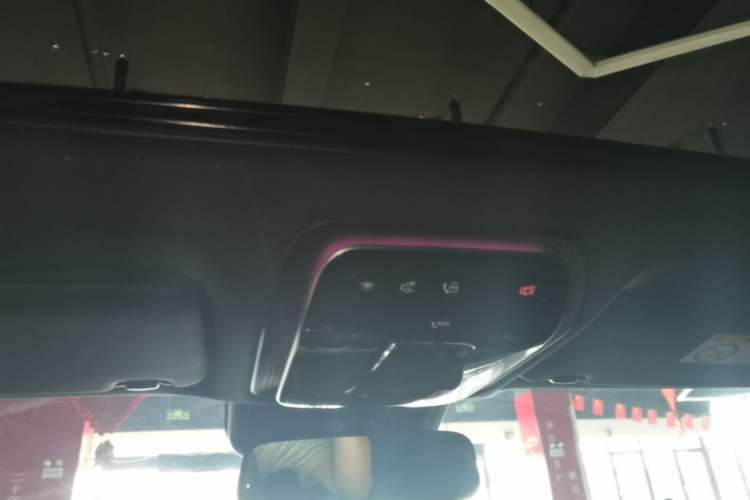 Used Mercedes-Benz C-Class 2024 Second Facelift C 260 L Sport Edition Headliner