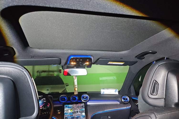 Used Mercedes-Benz C-Class 2024 Second Facelift C 260 L Headliner