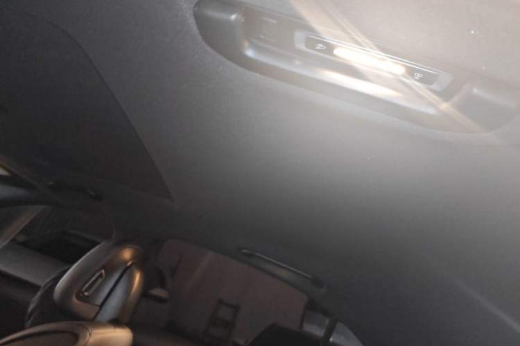 Used Mercedes-Benz C-Class 2024 C 200 L Sport Edition Headliner