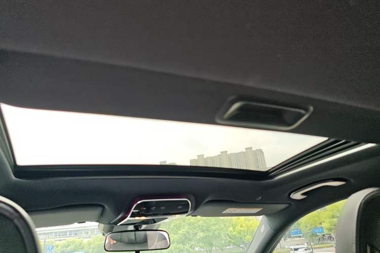 Used Mercedes-Benz C-Class 2024 C 200 L Sport Edition Headliner