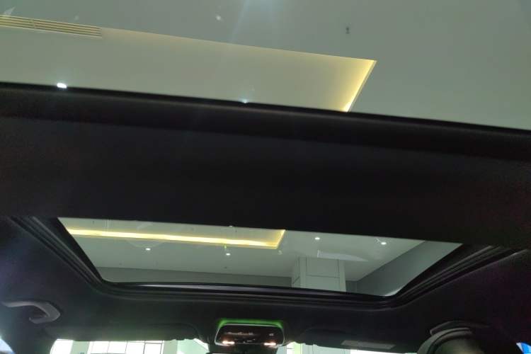Used Mercedes-Benz C-Class 2024 Facelift C 260 L Night Edition Sport Version Headliner