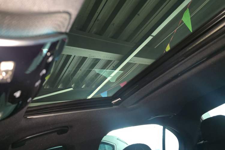 Used Mercedes-Benz C-Class 2024 C 200 L Sport Edition Headliner