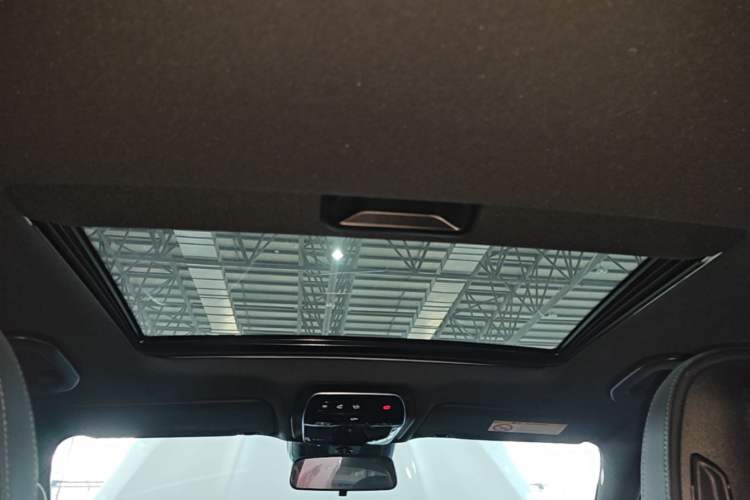 Used Mercedes-Benz C-Class 2024 Restyled C 200 L Sport Edition Headliner