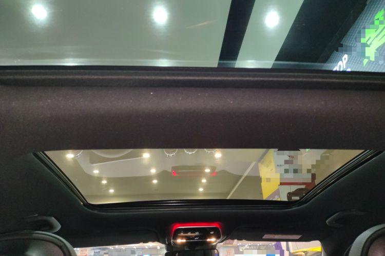 Used Mercedes-Benz C-Class 2024 Facelifted C-Class 260 L Night Edition Sports Version Headliner