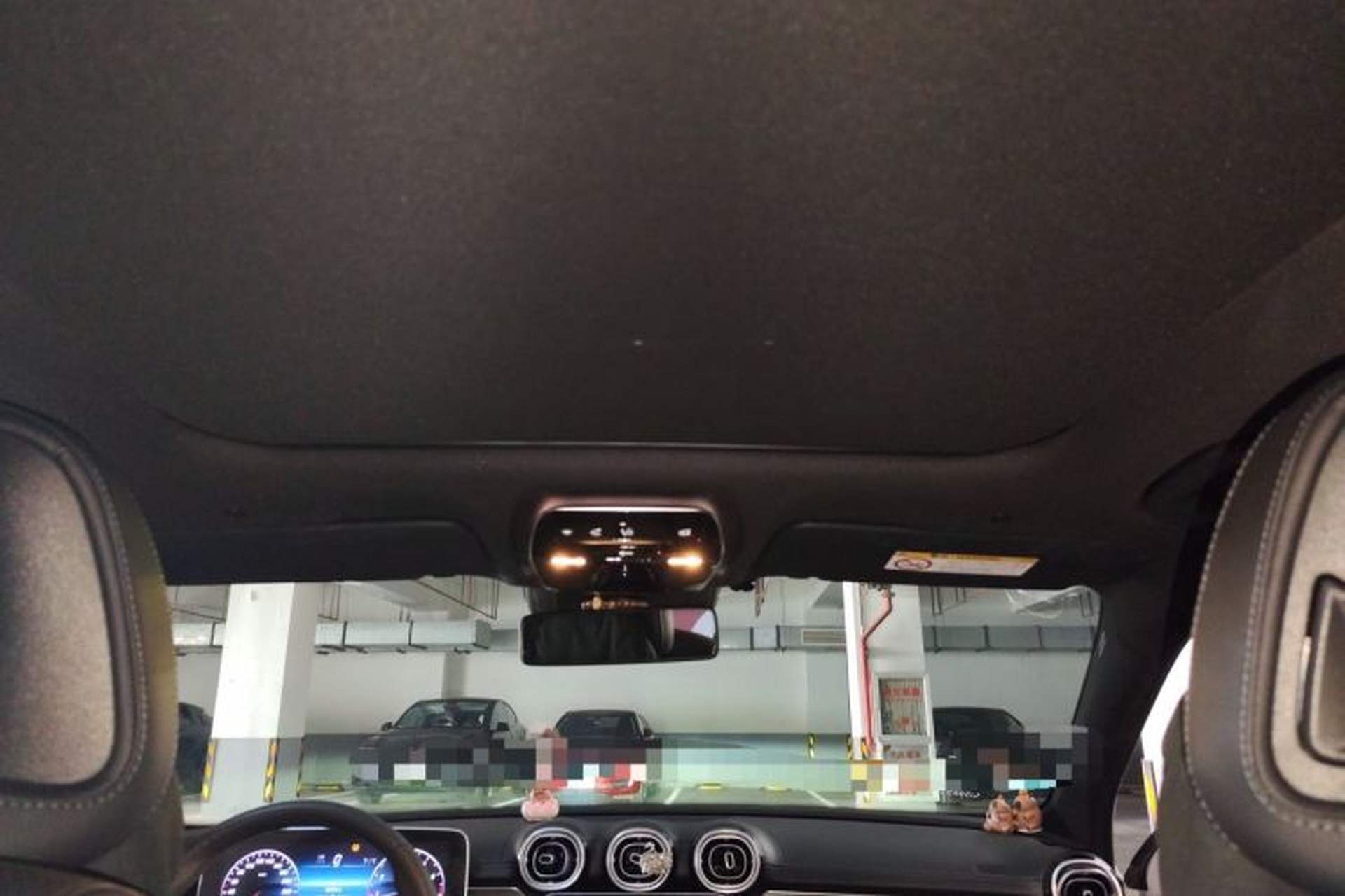 Used Mercedes-Benz C-Class 2024 Facelifted C-Class 260 L Night Edition Sports Version Headliner