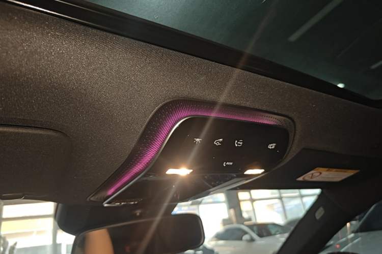 Used Mercedes-Benz C-Class 2024 Restyled C 260 L Sport Edition Headliner