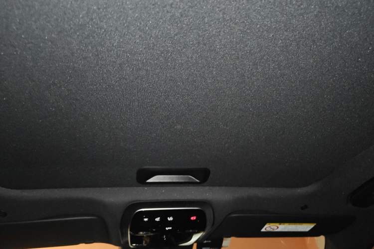 Used Mercedes-Benz C-Class 2024 C 200 L Sport Edition Headliner