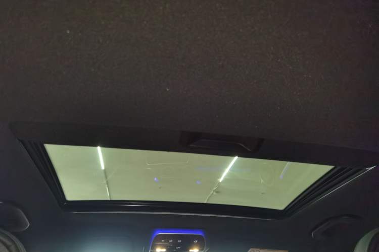 Used Mercedes-Benz C-Class 2024 C 200 L Sport Edition Headliner