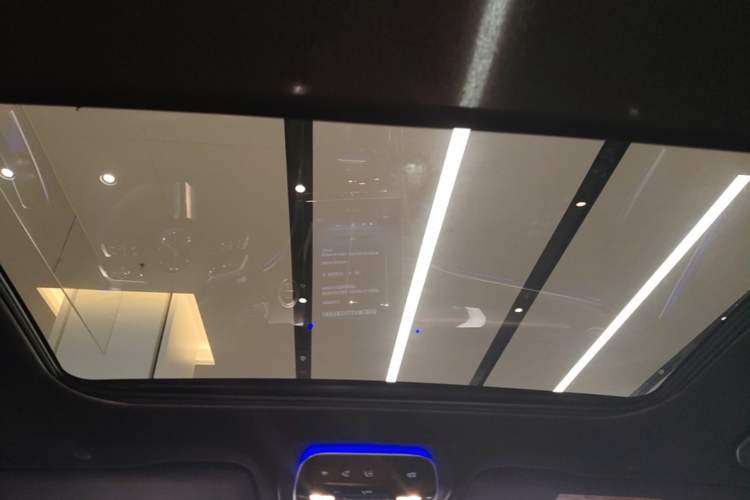 Used Mercedes-Benz C-Class 2024 C 260 L Sport Edition Headliner
