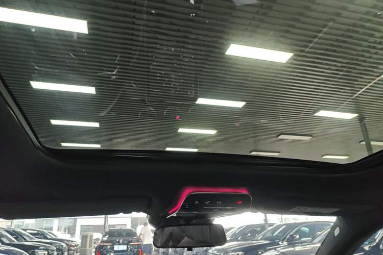 Used Mercedes-Benz C-Class 2024 C 260 L Sport Edition Headliner
