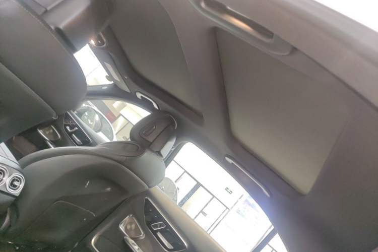 Used Mercedes-Benz C-Class 2024 Facelifted C-Class 260 L Night Edition Sports Version Headliner