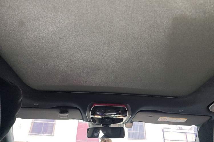 Used Mercedes-Benz C-Class 2024 Facelifted C-Class 260 L Night Edition Sports Version Headliner