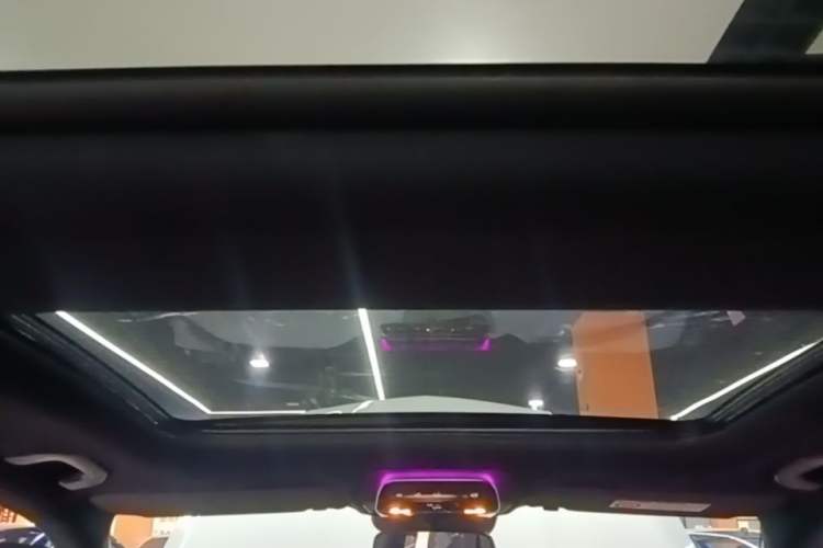 Used Mercedes-Benz C-Class 2024 Second Facelift C 260 L Sport Edition Headliner