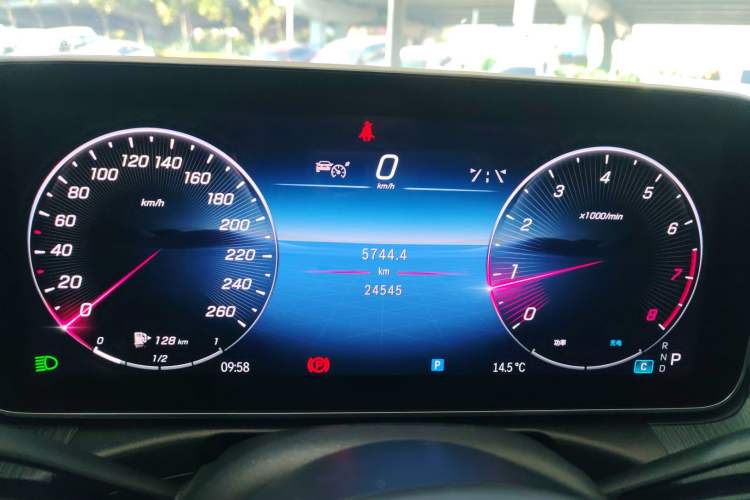 Used Mercedes-Benz C-Class 2024 Restyled C 200 L Sport Edition Instrument Cluster