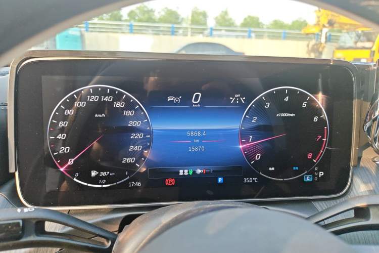 Used Mercedes-Benz C-Class 2024 Restyled C 260 L Sport Edition Instrument Cluster