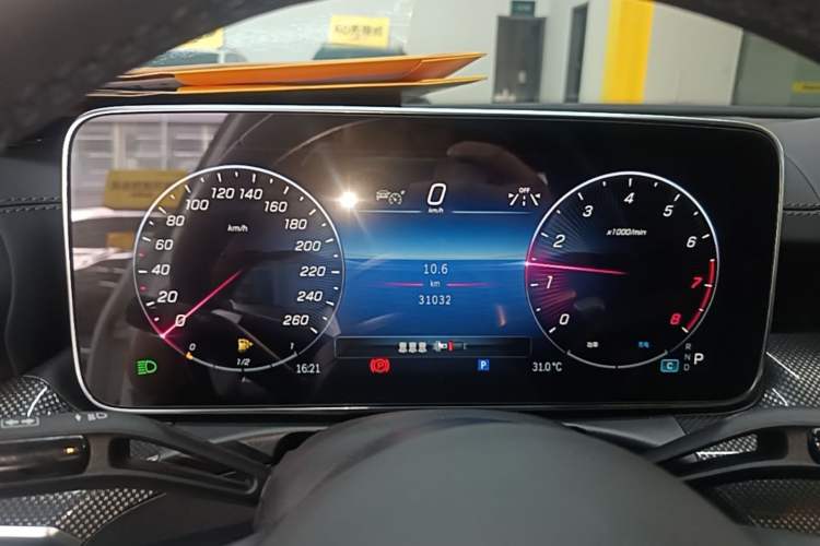 Used Mercedes-Benz C-Class 2024 Facelift C 260 L Night Edition Sport Version Instrument Cluster