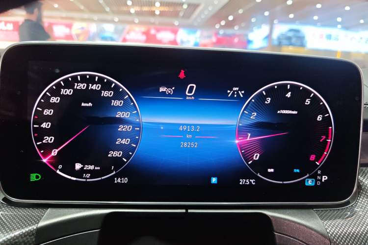 Used Mercedes-Benz C-Class 2024 Restyled C 260 L Sport Edition Instrument Cluster