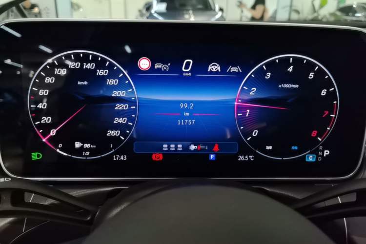 Used Mercedes-Benz C-Class 2024 Facelifted C-Class 260 L Night Edition Sports Version Instrument Cluster